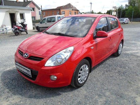 Hyundai i20 1.2 koup v ČR
