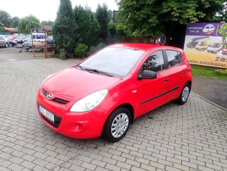 Hyundai i20, 2011 - pohled č. 2