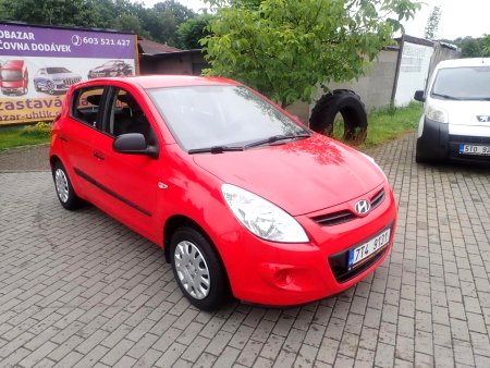 Hyundai i20, 2011 - pohled č. 3