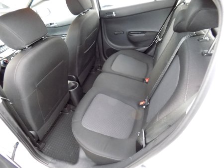 Hyundai i20, 2013 - pohled č. 12