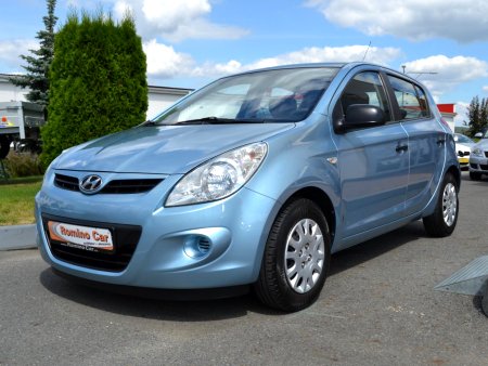 Hyundai i20, 2010 - pohled č. 3