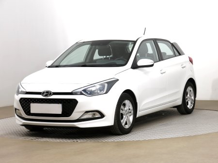 Hyundai i20, 2015 - pohled č. 3