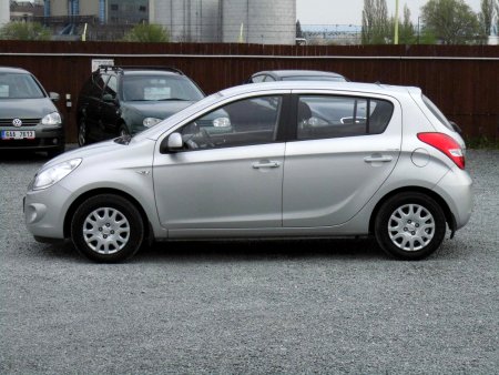 Hyundai i20, 2011 - pohled č. 8