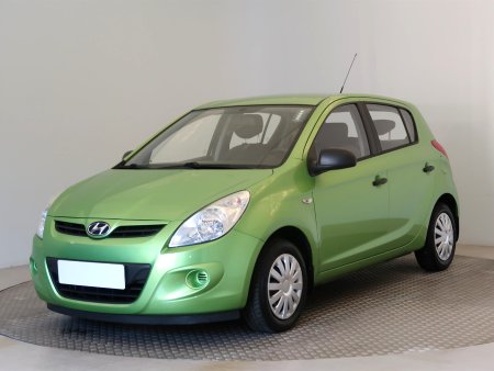 Hyundai i20, 2010 - pohled č. 3