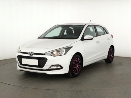 Hyundai i20, 2016 - pohled č. 3