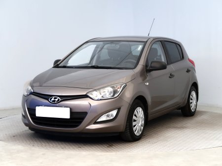 Hyundai i20, 2014 - pohled č. 3