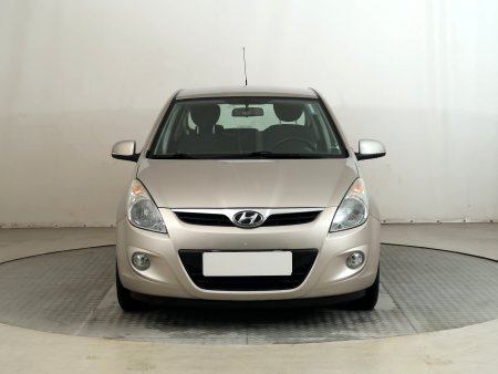 Hyundai i20, 2011 - pohled č. 2