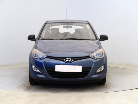 Hyundai i20, 2013 - pohled č. 2