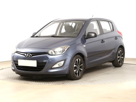 Hyundai i20, 2013 - pohled č. 3
