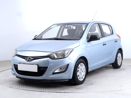 Hyundai i20, 2013 - pohled č. 3