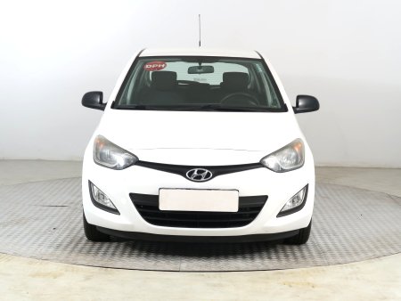 Hyundai i20, 2013 - pohled č. 2