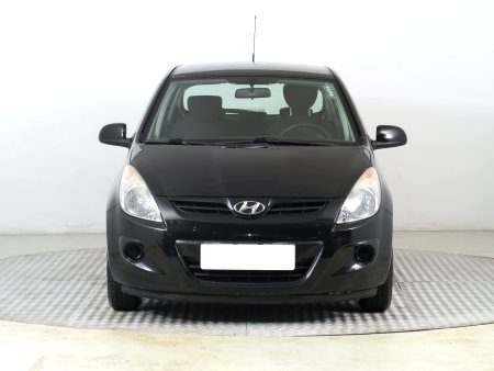 Hyundai i20, 2012 - pohled č. 2