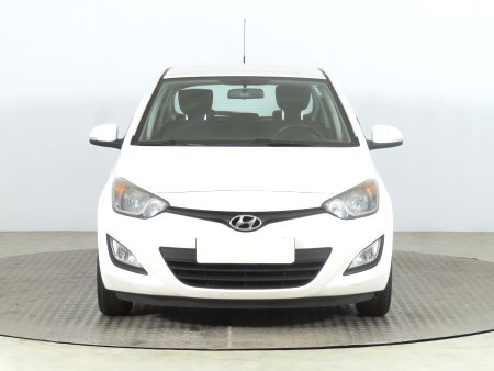 Hyundai i20, 2014 - pohled č. 2