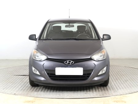 Hyundai i20, 2014 - pohled č. 2