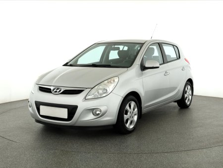 Hyundai i20, 2012 - pohled č. 3