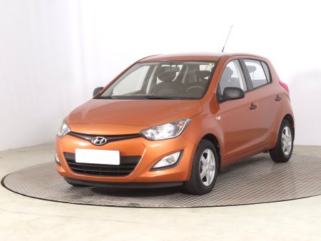 Hyundai i20, 2014 - pohled č. 3