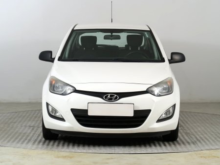Hyundai i20, 2013 - pohled č. 2
