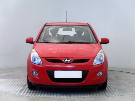 Hyundai i20, 2012 - pohled č. 2