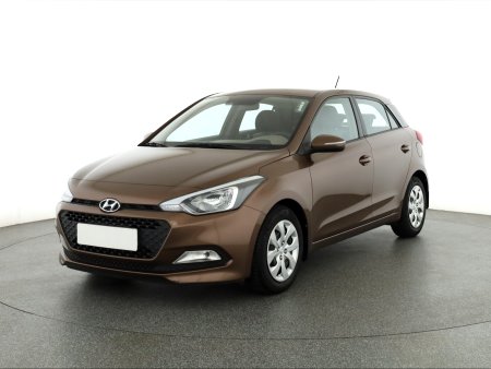 Hyundai i20, 2015 - pohled č. 3