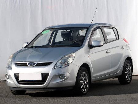 Hyundai i20, 2011 - pohled č. 3