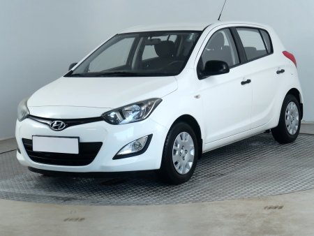 Hyundai i20, 2014 - pohled č. 3