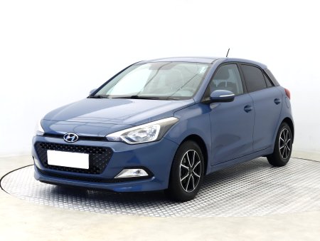 Hyundai i20, 2015 - pohled č. 3