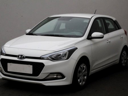 Hyundai i20, 2015 - pohled č. 3