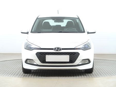 Hyundai i20, 2015 - pohled č. 2