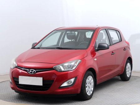 Hyundai i20, 2014 - pohled č. 3