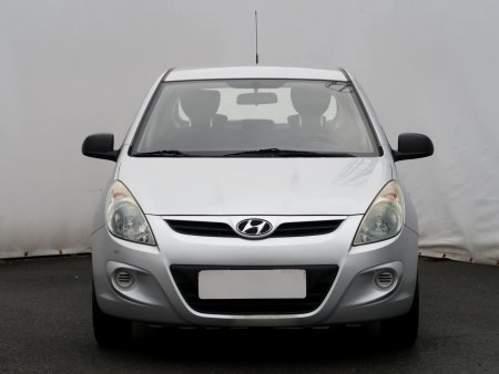 Hyundai i20, 2009 - pohled č. 2