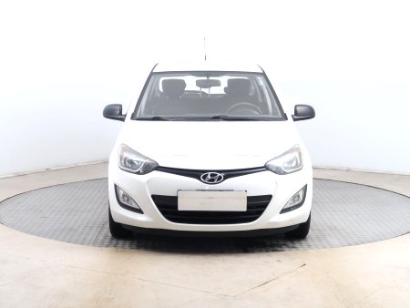 Hyundai i20, 2014 - pohled č. 2