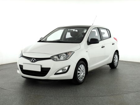 Hyundai i20, 2014 - pohled č. 3