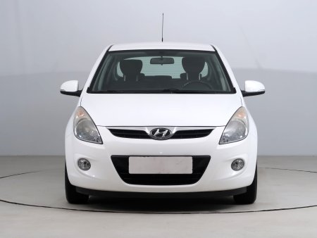 Hyundai i20, 2011 - pohled č. 2