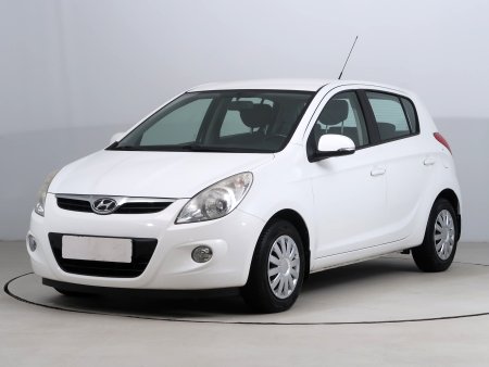 Hyundai i20, 2011 - pohled č. 3