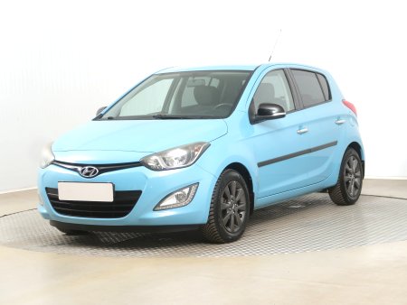 Hyundai i20, 2014 - pohled č. 3