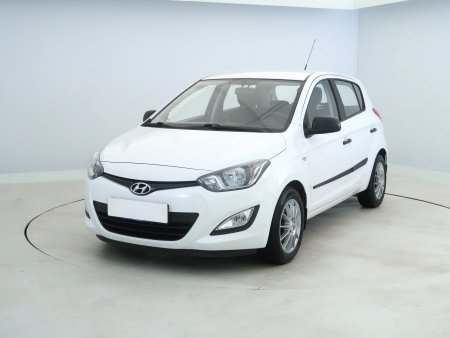 Hyundai i20, 2013 - pohled č. 3
