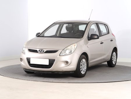 Hyundai i20, 2010 - pohled č. 3