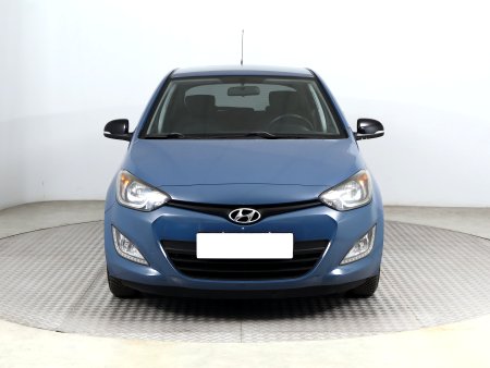 Hyundai i20, 2014 - pohled č. 2
