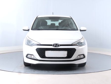 Hyundai i20, 2015 - pohled č. 2