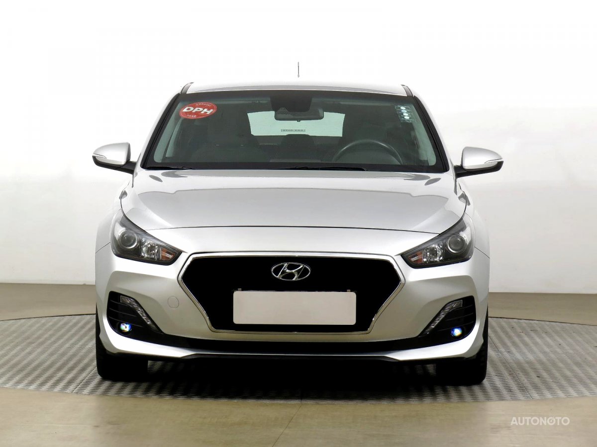 Hyundai i30 Fastback, 2018 - pohled č. 2