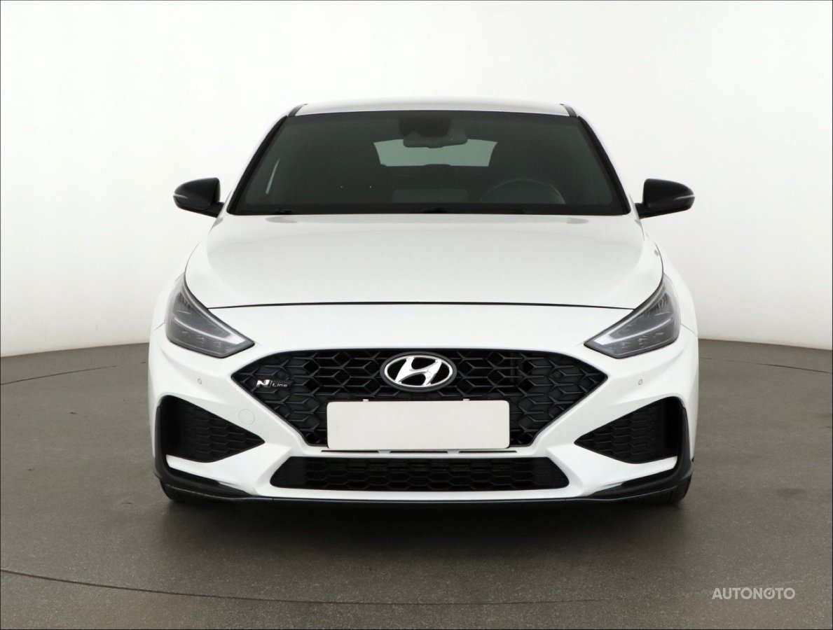 Hyundai i30 Fastback, 2021 - pohled č. 2
