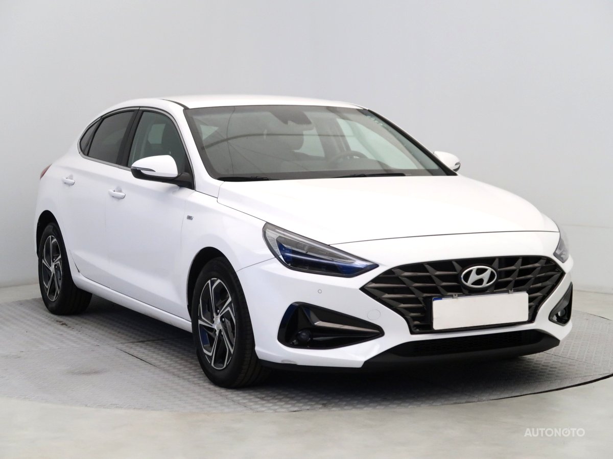 Hyundai i30 Fastback, 2023 - pohled č. 1