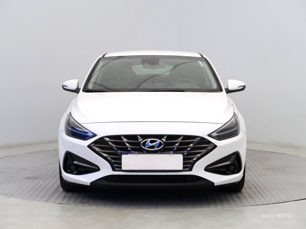 Hyundai i30 Fastback, 2023 - pohled č. 2
