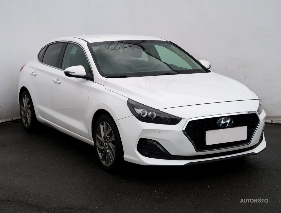 Hyundai i30 Fastback, 2020 - pohled č. 1