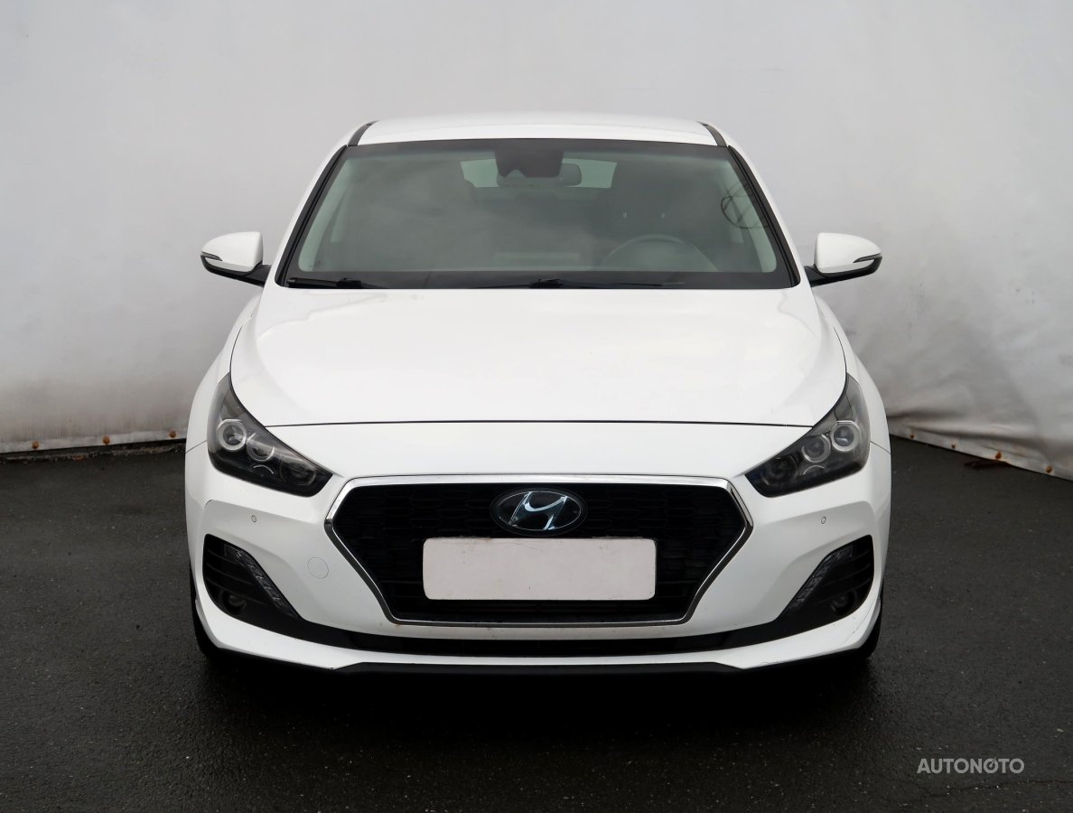 Hyundai i30 Fastback, 2020 - pohled č. 2