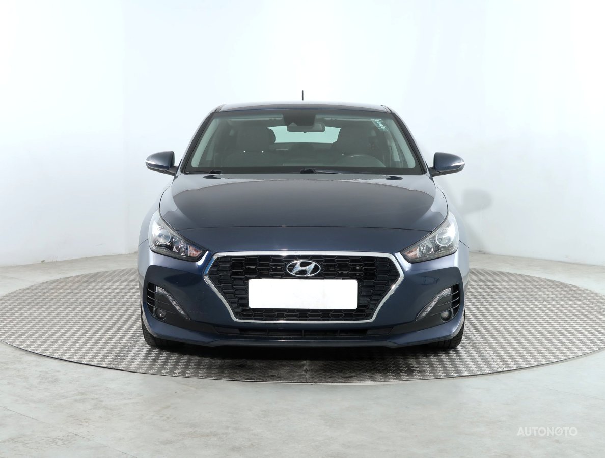 Hyundai i30 Fastback, 2018 - pohled č. 2