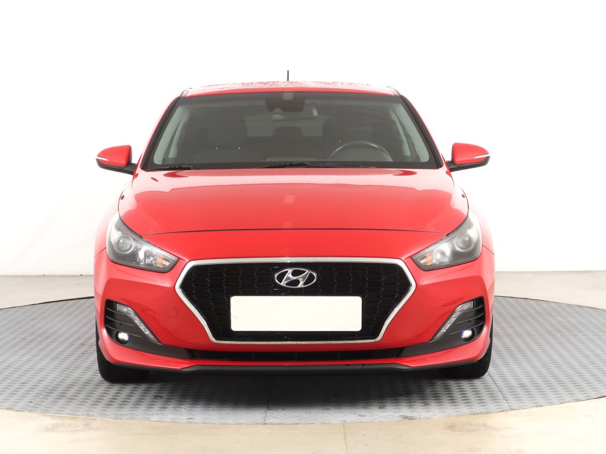 Hyundai i30 Fastback, 2018 - pohled č. 2