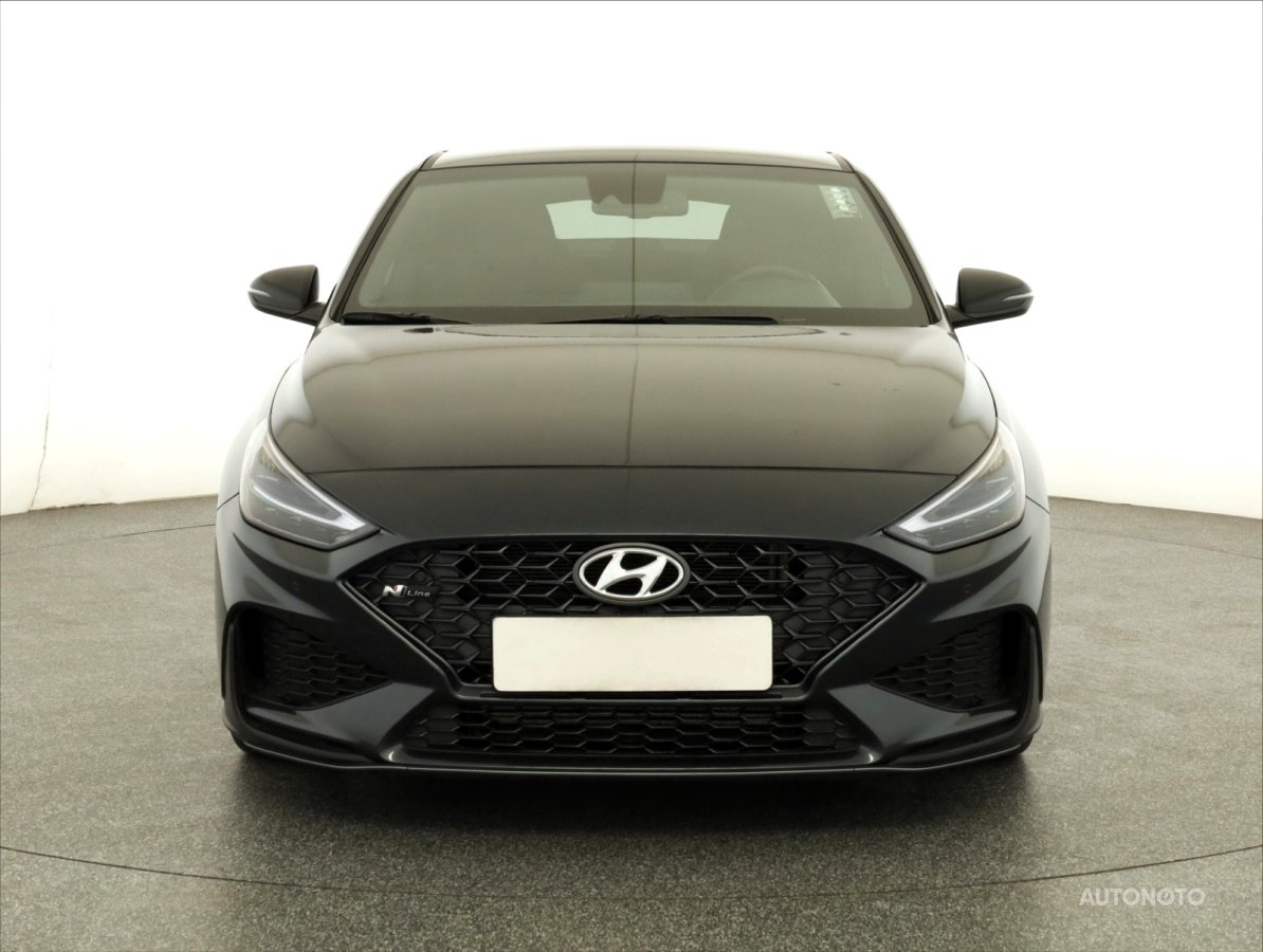 Hyundai i30 Fastback, 2023 - pohled č. 2