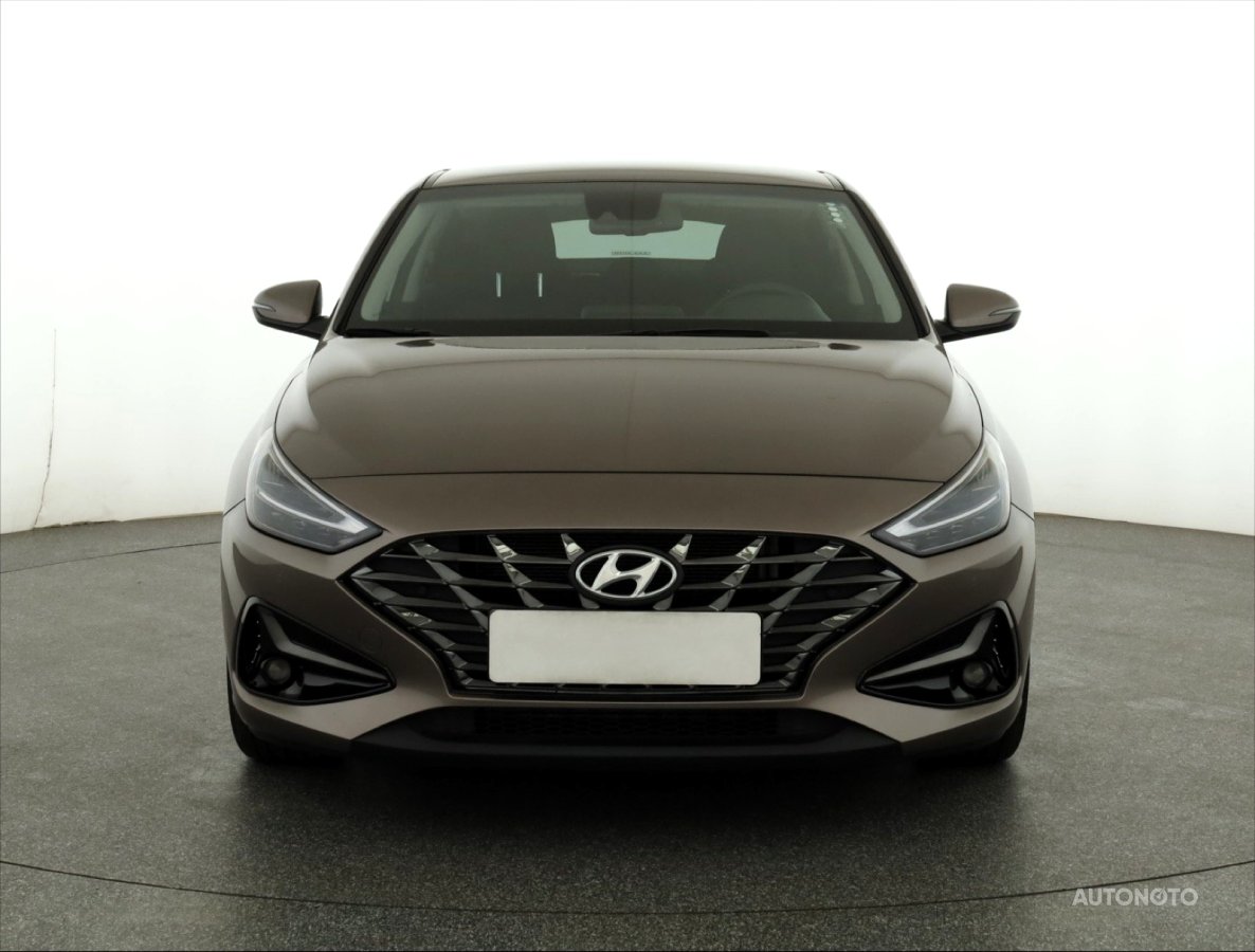 Hyundai i30 Fastback, 2021 - pohled č. 2