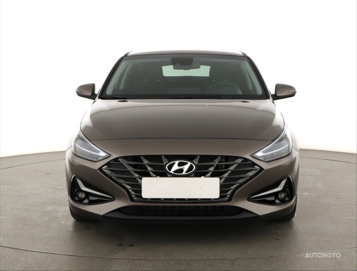 Hyundai i30 Fastback, 2023 - pohled č. 2